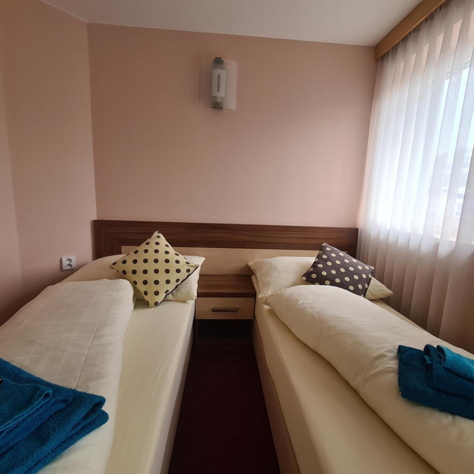 Penzion Kovox Staskov Bagian luar foto